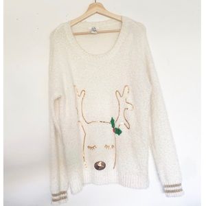 Oversized christmas sweater womens.